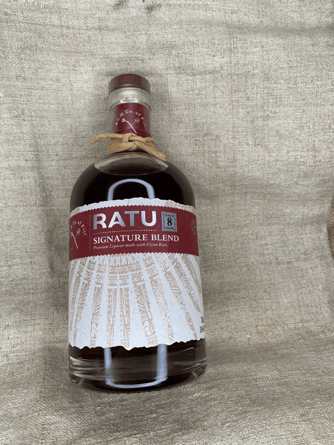 RATU Signature Blend Rum 8Y 700 ML 35 v BLACKBAY Rum Onlineshop